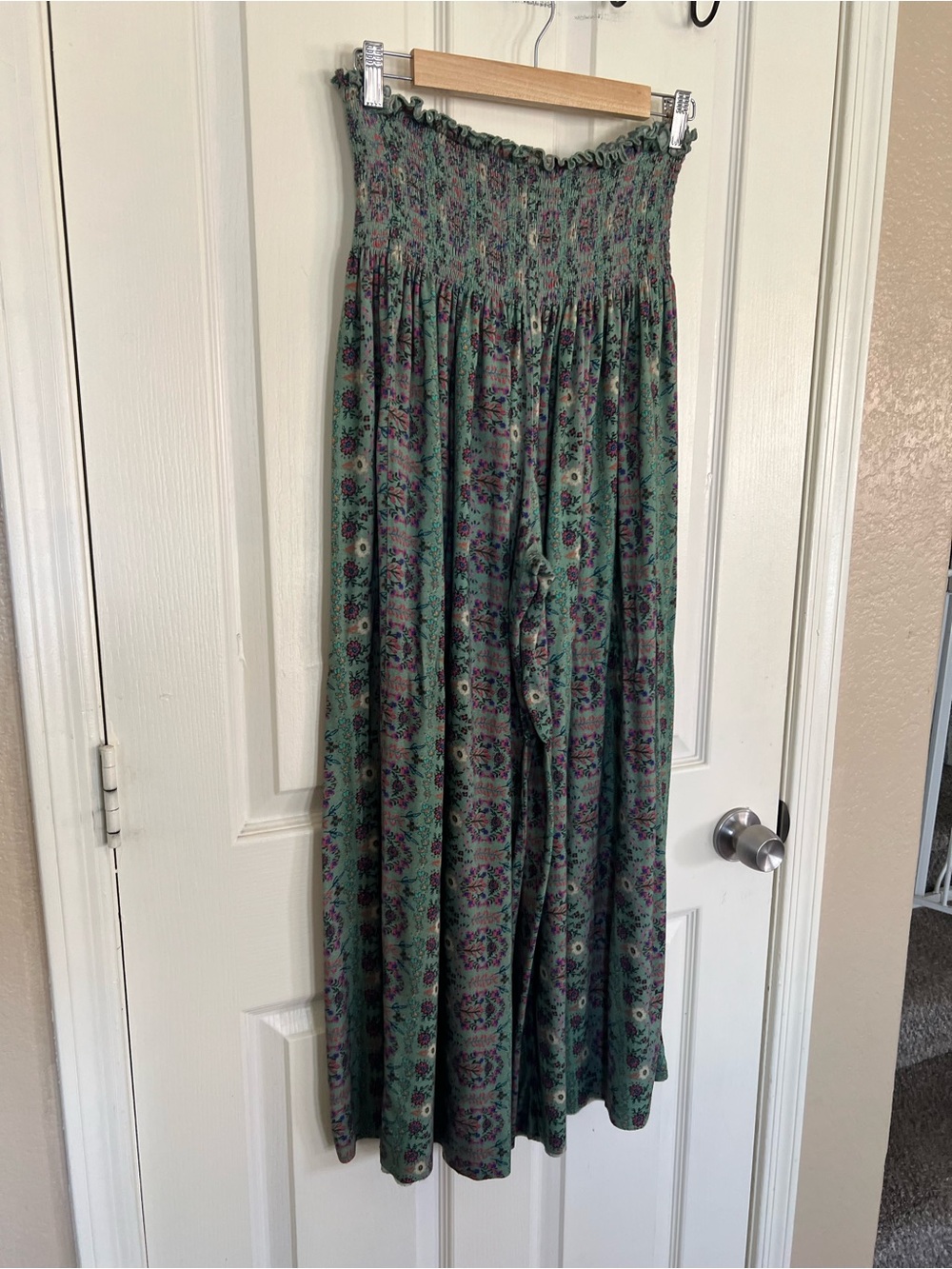 Natural Life Smocked Wide Leg Palazzo Pants Floral Boho L - Picture 7 of 12